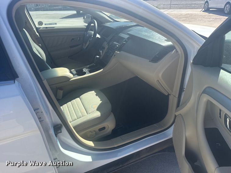 image for item EU6220 2015 Ford Taurus 