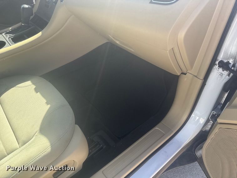 image for item EU6220 2015 Ford Taurus 