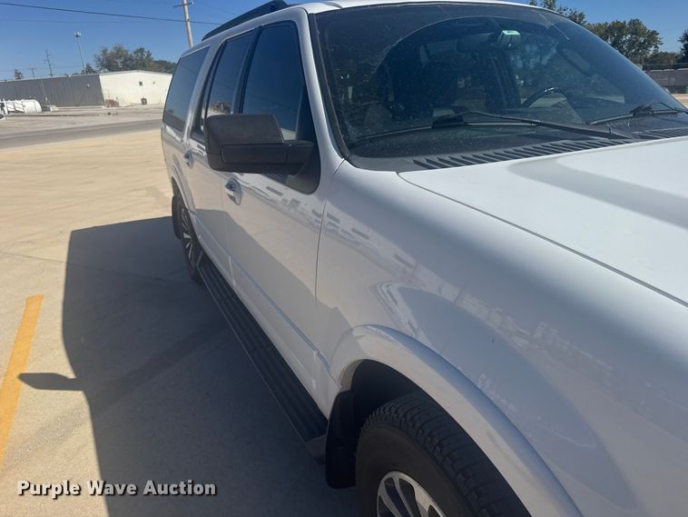 image for item EU6221 2017 Ford Expedition EL SUV