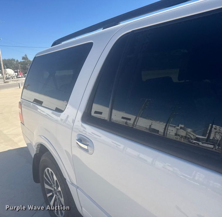 image for item EU6221 2017 Ford Expedition EL SUV