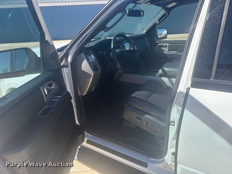 image for item EU6221 2017 Ford Expedition EL SUV