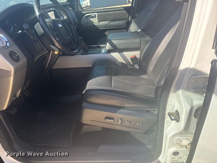 image for item EU6221 2017 Ford Expedition EL SUV