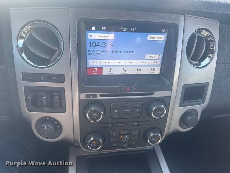 image for item EU6221 2017 Ford Expedition EL SUV