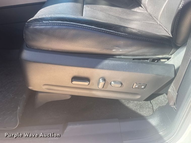 image for item EU6221 2017 Ford Expedition EL SUV