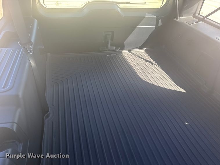 image for item EU6221 2017 Ford Expedition EL SUV