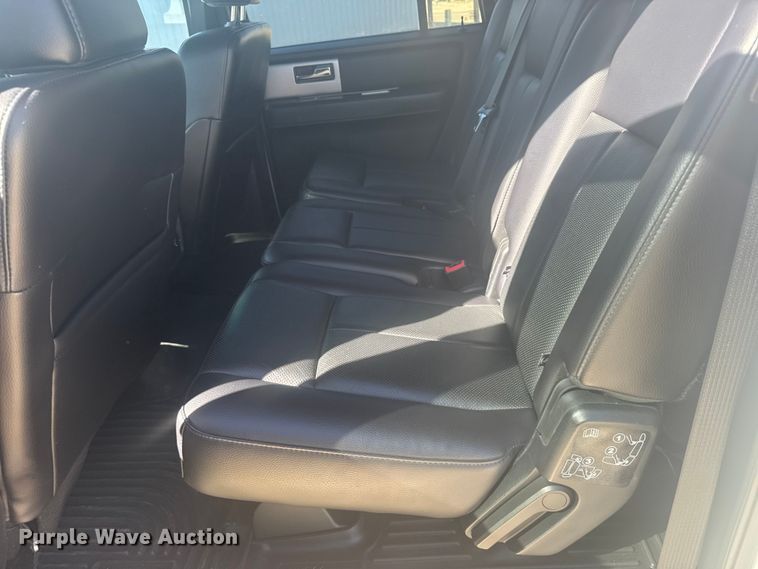 image for item EU6221 2017 Ford Expedition EL SUV