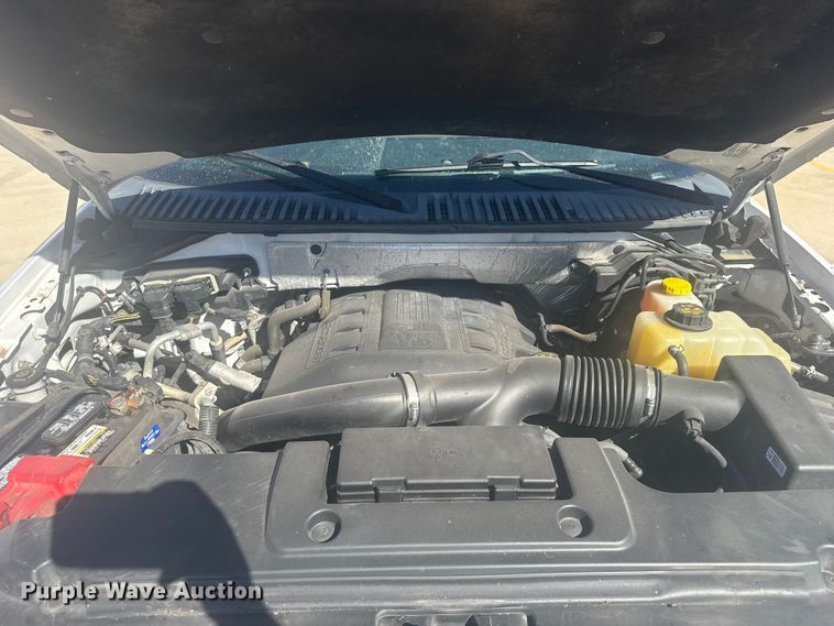 image for item EU6221 2017 Ford Expedition EL SUV