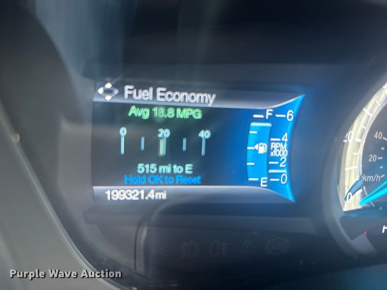 image for item EU6221 2017 Ford Expedition EL SUV