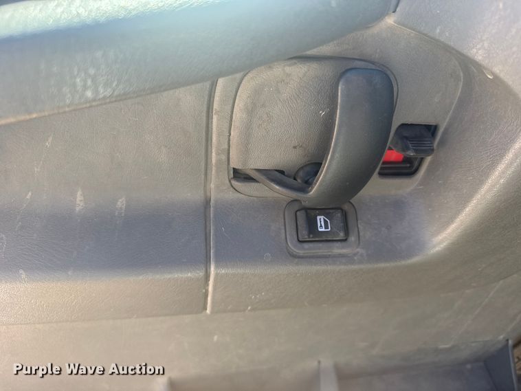 image for item EU6222 2014 Chevrolet Express 1500 van