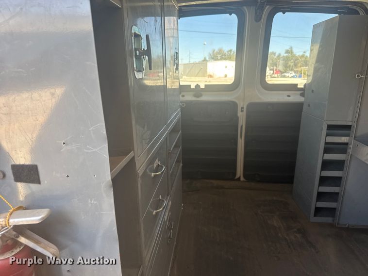 image for item EU6222 2014 Chevrolet Express 1500 van