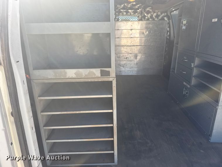 image for item EU6222 2014 Chevrolet Express 1500 van