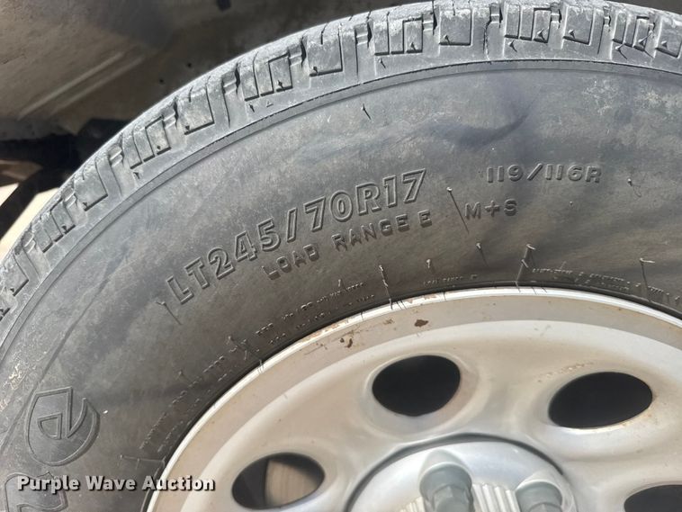 image for item EU6222 2014 Chevrolet Express 1500 van