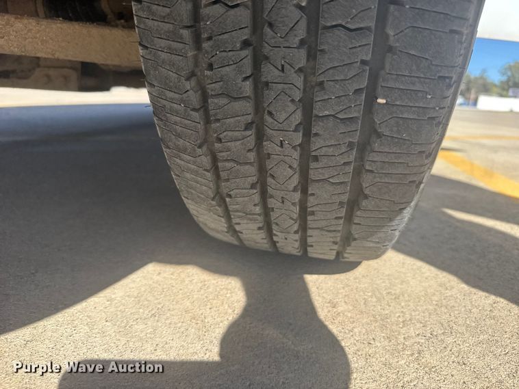 image for item EU6222 2014 Chevrolet Express 1500 van