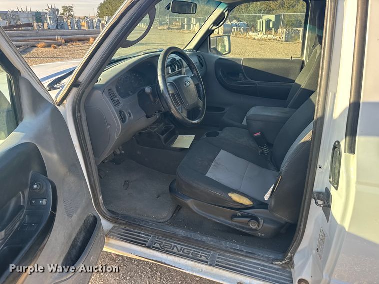 image for item EU6223 2010 Ford Ranger XLT SuperCab pickup truck