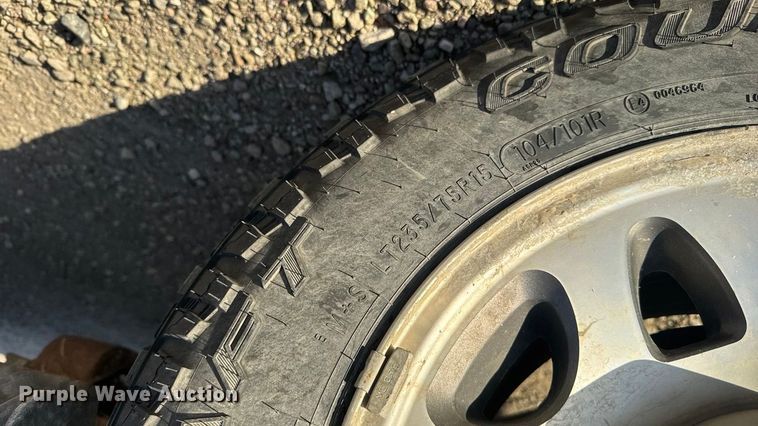 image for item EU6223 2010 Ford Ranger XLT SuperCab pickup truck