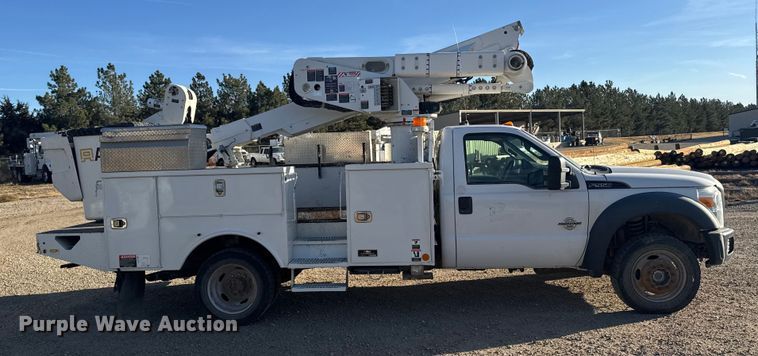 CAMIóN CON CANASTILLA 2016 FORD ALTEC