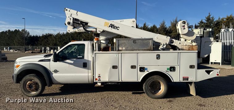 image for item EU6224 2016 Ford F550 Super Duty XL bucket truck