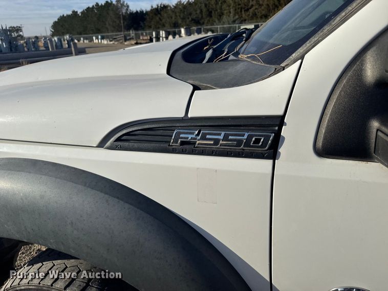 image for item EU6224 2016 Ford F550 Super Duty XL bucket truck