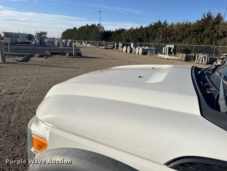 image for item EU6224 2016 Ford F550 Super Duty XL bucket truck