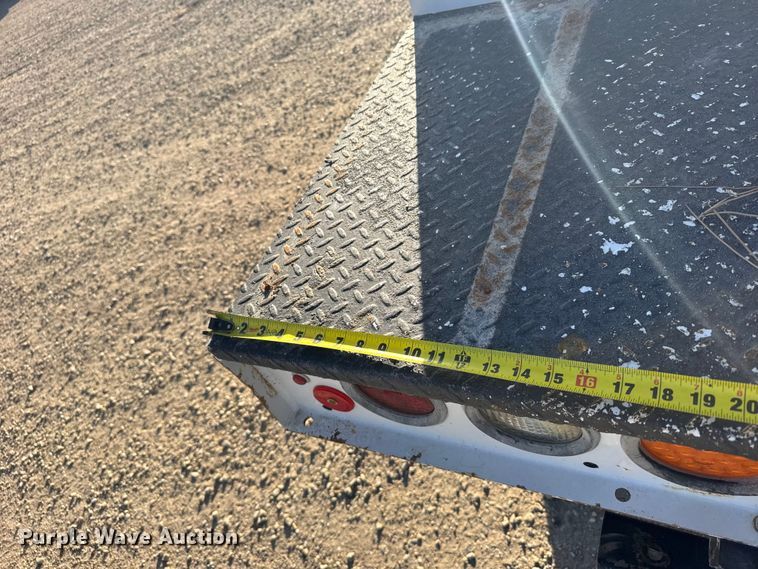 image for item EU6224 2016 Ford F550 Super Duty XL bucket truck