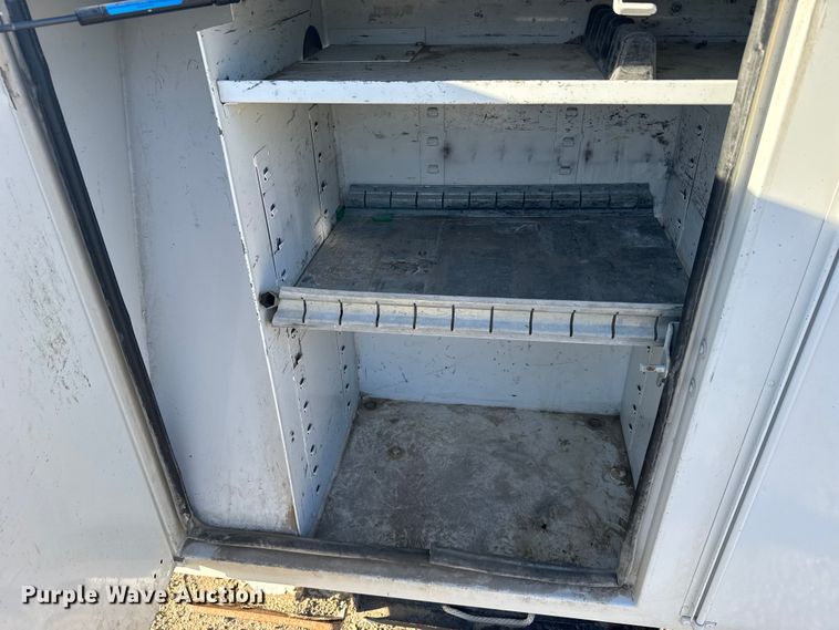 image for item EU6224 2016 Ford F550 Super Duty XL bucket truck