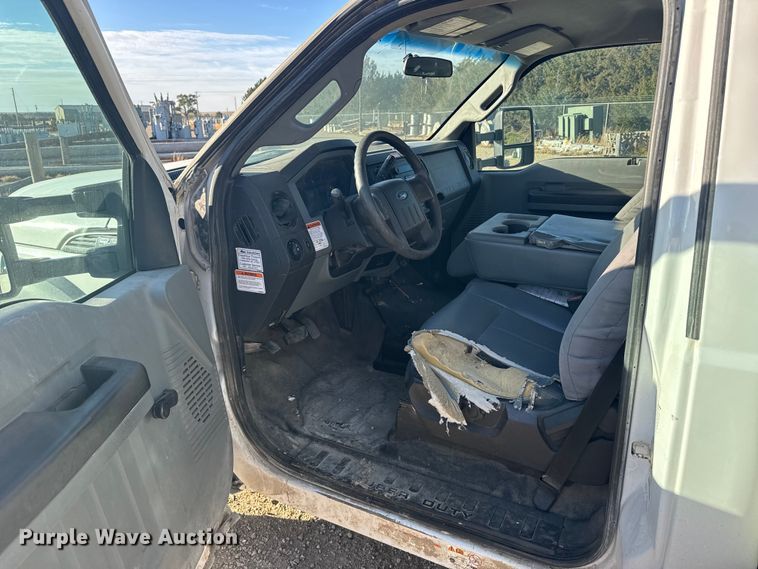 image for item EU6224 2016 Ford F550 Super Duty XL bucket truck