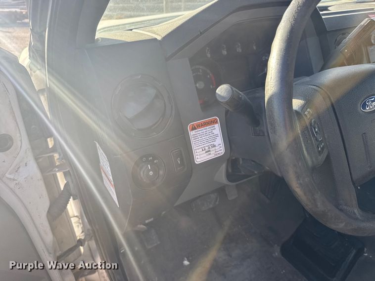 image for item EU6224 2016 Ford F550 Super Duty XL bucket truck