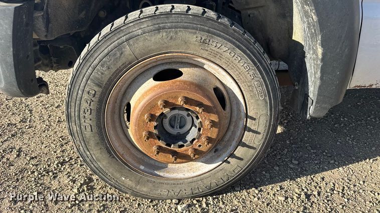 image for item EU6224 2016 Ford F550 Super Duty XL bucket truck