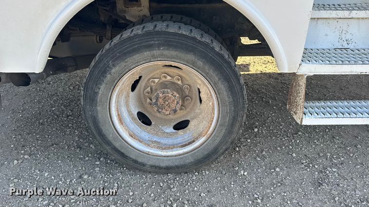 image for item EU6224 2016 Ford F550 Super Duty XL bucket truck