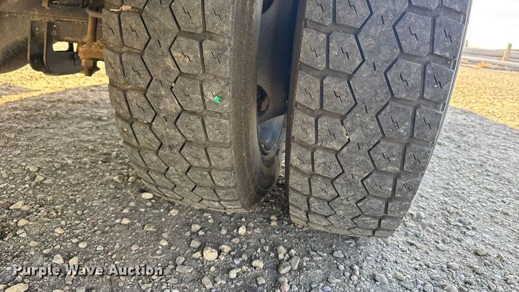 image for item EU6224 2016 Ford F550 Super Duty XL bucket truck