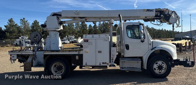 image for item EU6225 2014 Freightliner Business Class M2 digger derrick truck