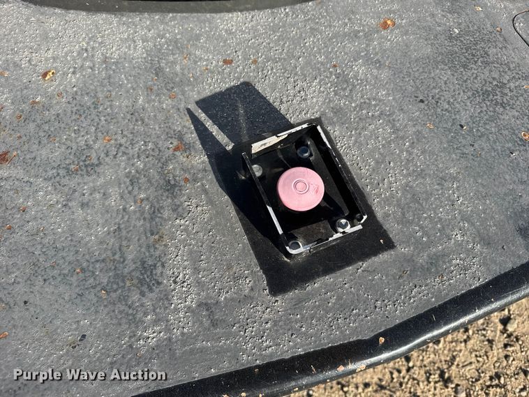 image for item EU6225 2014 Freightliner Business Class M2 digger derrick truck