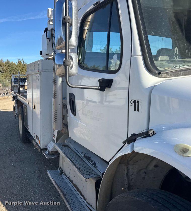 image for item EU6225 2014 Freightliner Business Class M2 digger derrick truck