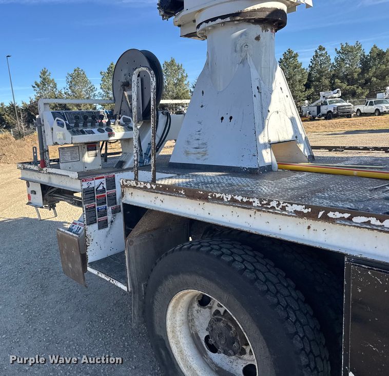 image for item EU6225 2014 Freightliner Business Class M2 digger derrick truck