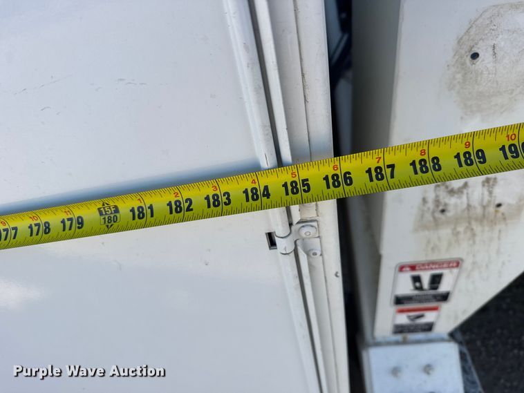 image for item EU6225 2014 Freightliner Business Class M2 digger derrick truck