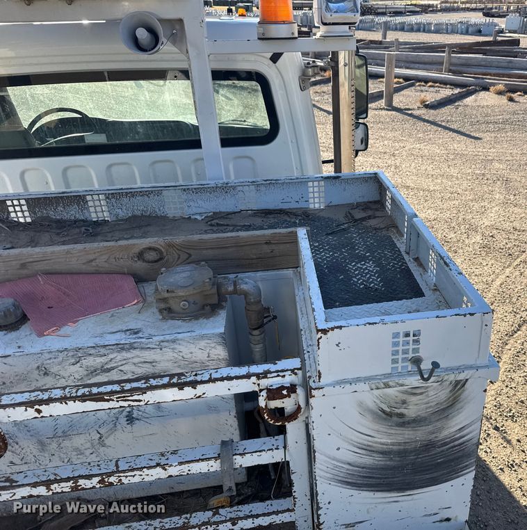 image for item EU6225 2014 Freightliner Business Class M2 digger derrick truck