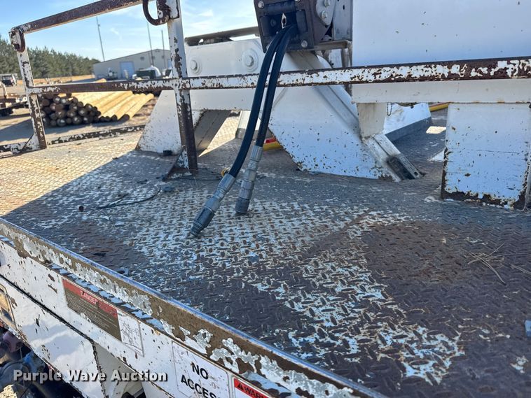 image for item EU6225 2014 Freightliner Business Class M2 digger derrick truck