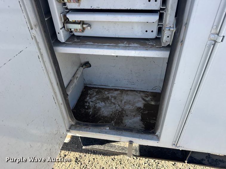 image for item EU6225 2014 Freightliner Business Class M2 digger derrick truck