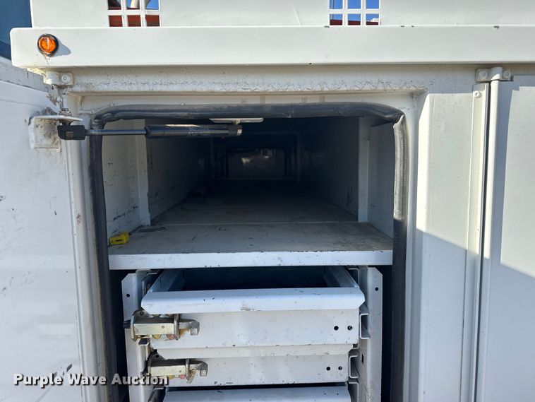 image for item EU6225 2014 Freightliner Business Class M2 digger derrick truck