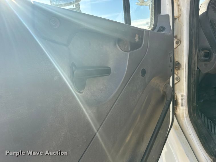 image for item EU6225 2014 Freightliner Business Class M2 digger derrick truck