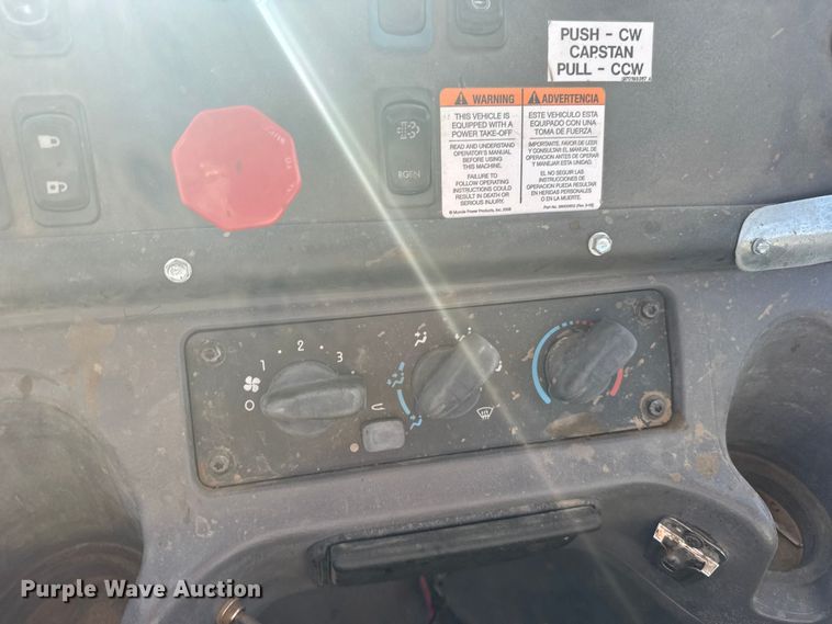 image for item EU6225 2014 Freightliner Business Class M2 digger derrick truck