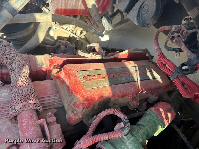 image for item EU6225 2014 Freightliner Business Class M2 digger derrick truck