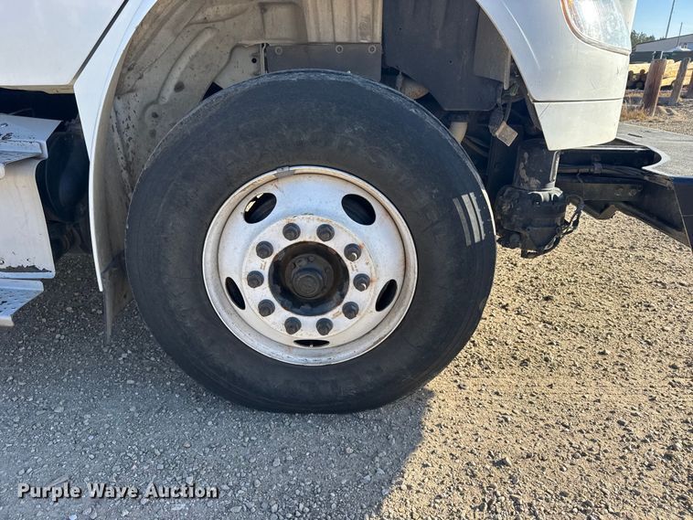 image for item EU6225 2014 Freightliner Business Class M2 digger derrick truck