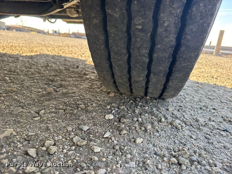 image for item EU6225 2014 Freightliner Business Class M2 digger derrick truck