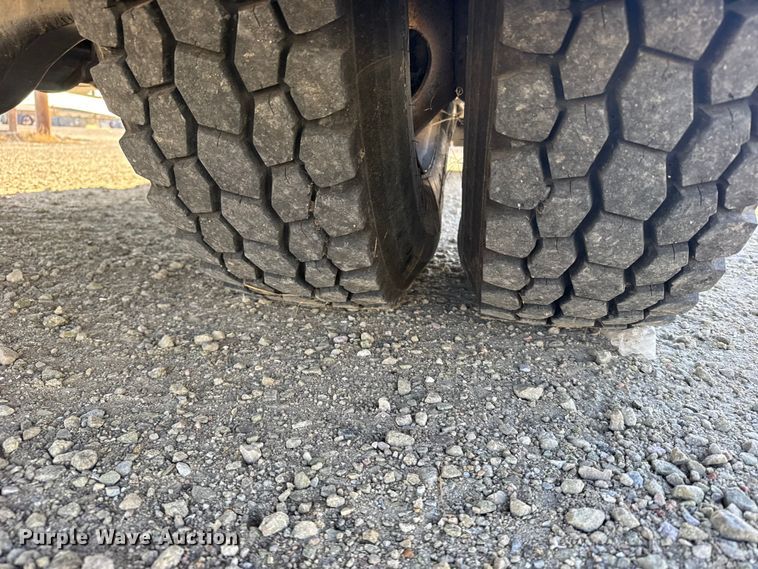 image for item EU6225 2014 Freightliner Business Class M2 digger derrick truck