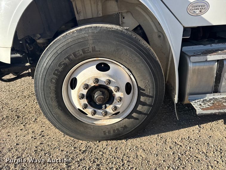 image for item EU6225 2014 Freightliner Business Class M2 digger derrick truck