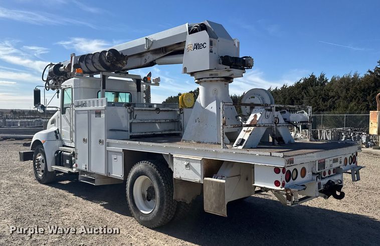 image for item EU6227 2011 Kenworth T3 Series digger derrick truck