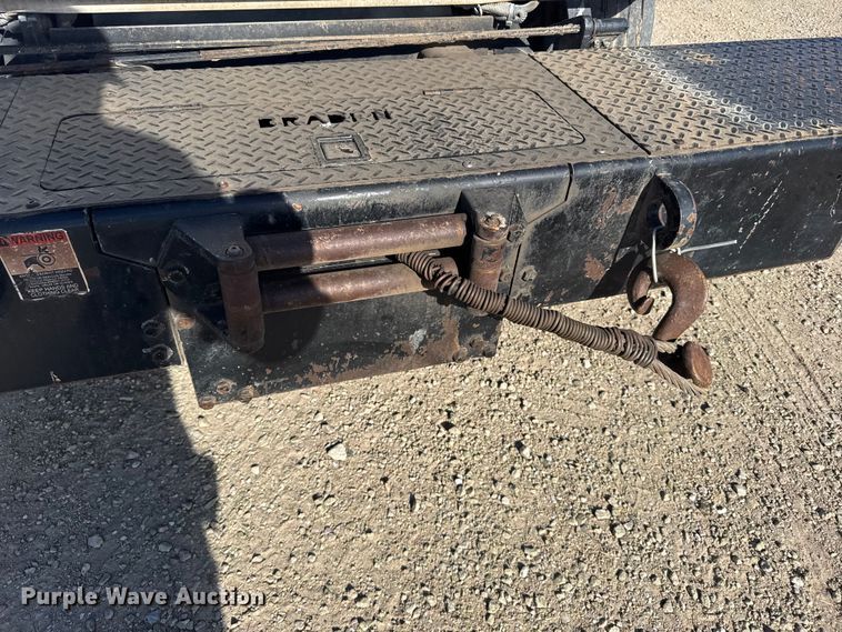 image for item EU6227 2011 Kenworth T3 Series digger derrick truck