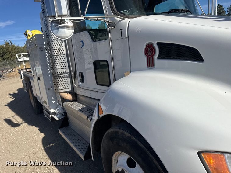 image for item EU6227 2011 Kenworth T3 Series digger derrick truck