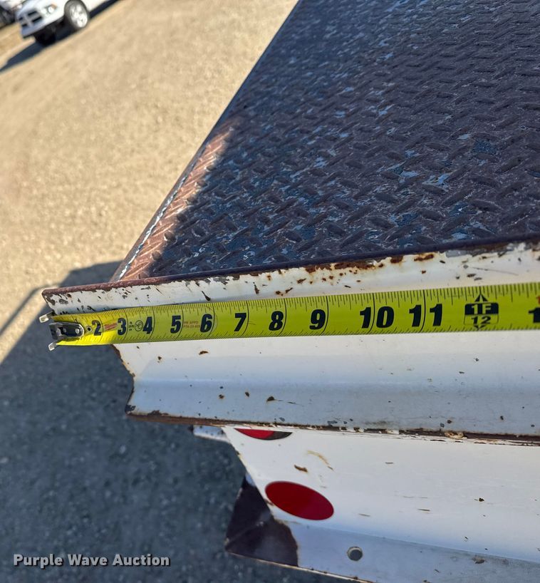 image for item EU6227 2011 Kenworth T3 Series digger derrick truck